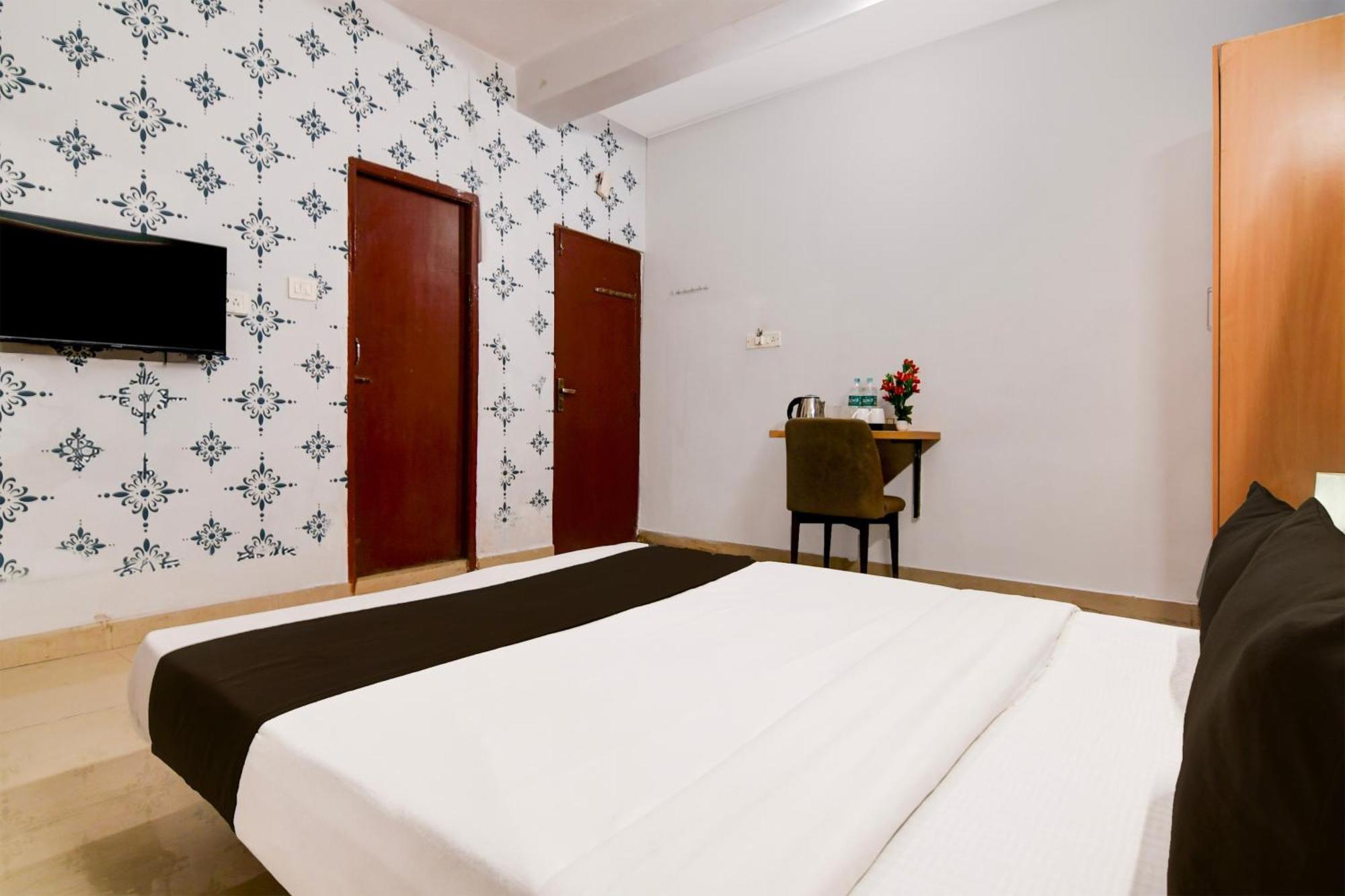 Super Hotel O Picnic Garden Formerly Amaris Stay Calcutta Exterior foto